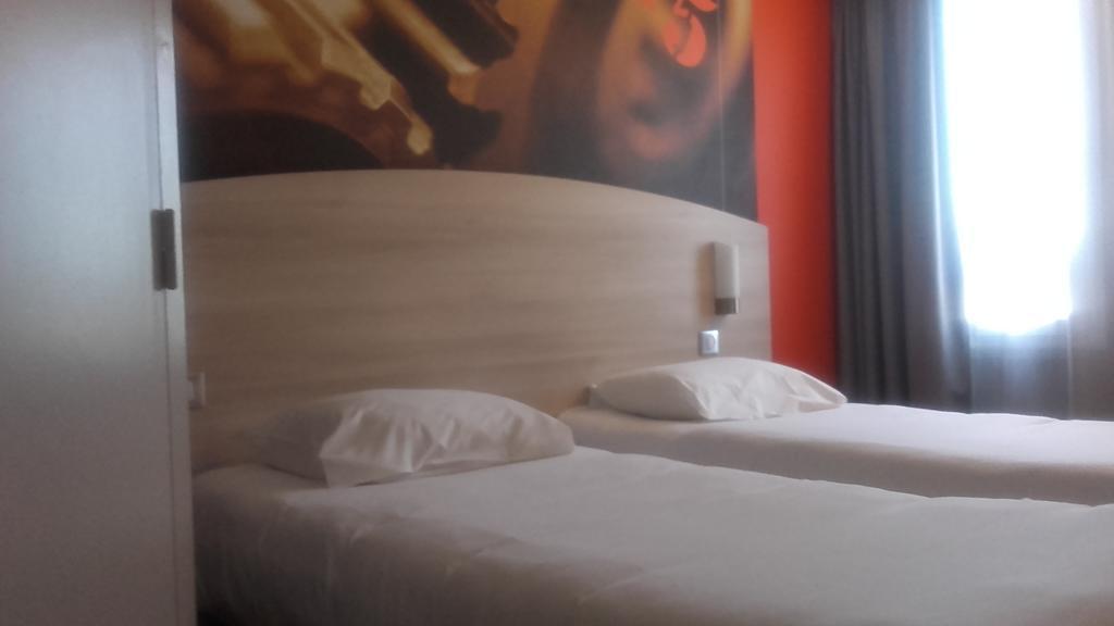 Brit Hotel La Rochelle Perigny Exteriör bild